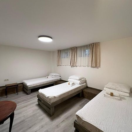Kubu Ground Floor Rooms Клайпеда Экстерьер фото