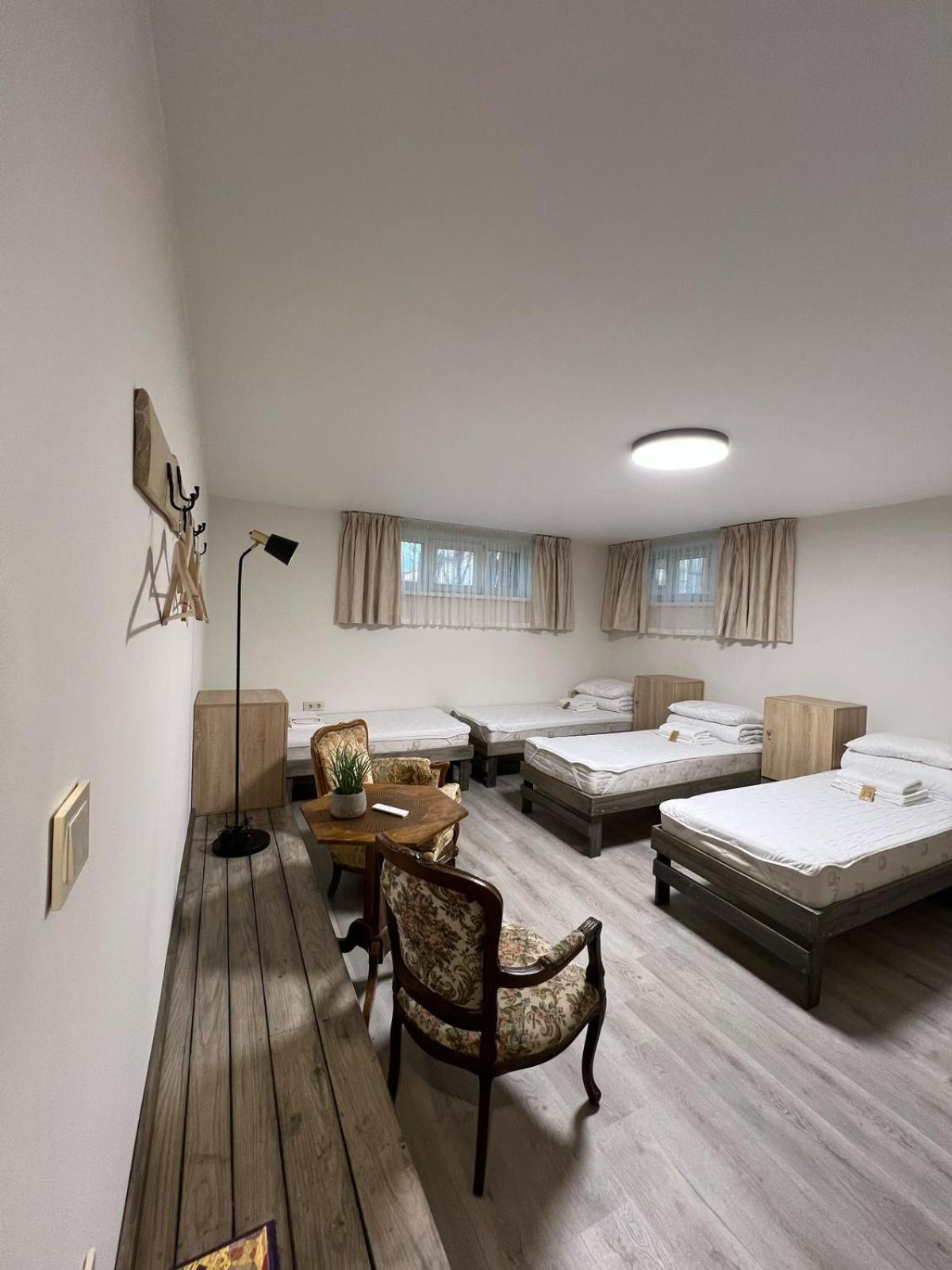Kubu Ground Floor Rooms Клайпеда Экстерьер фото